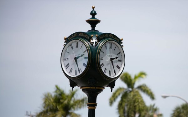 Clock at Miami Springs