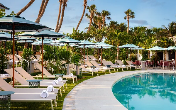 Andaz Miami Beach's pool area